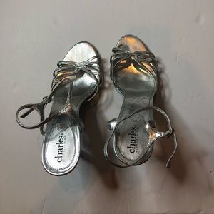 Charles David silver 4” sandals